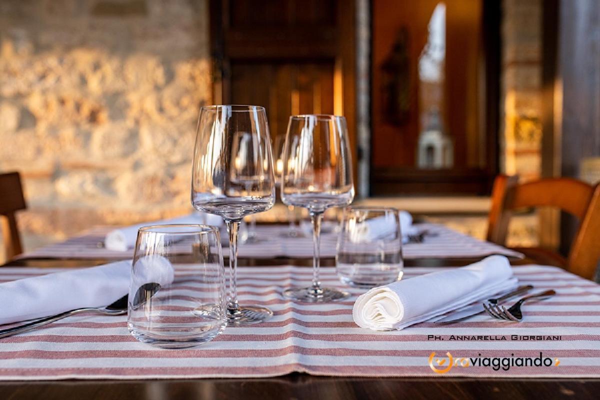 Locanda Del Castello Frontone Экстерьер фото