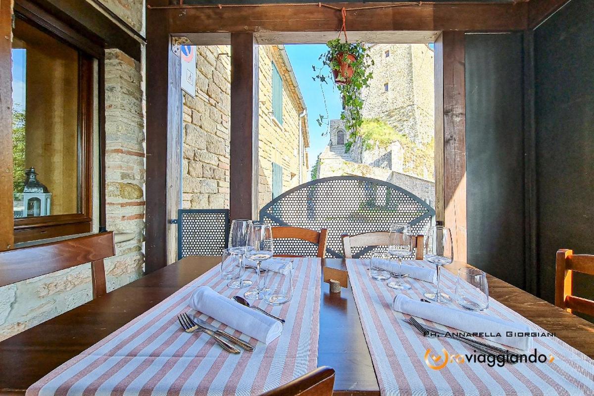 Locanda Del Castello Frontone Экстерьер фото